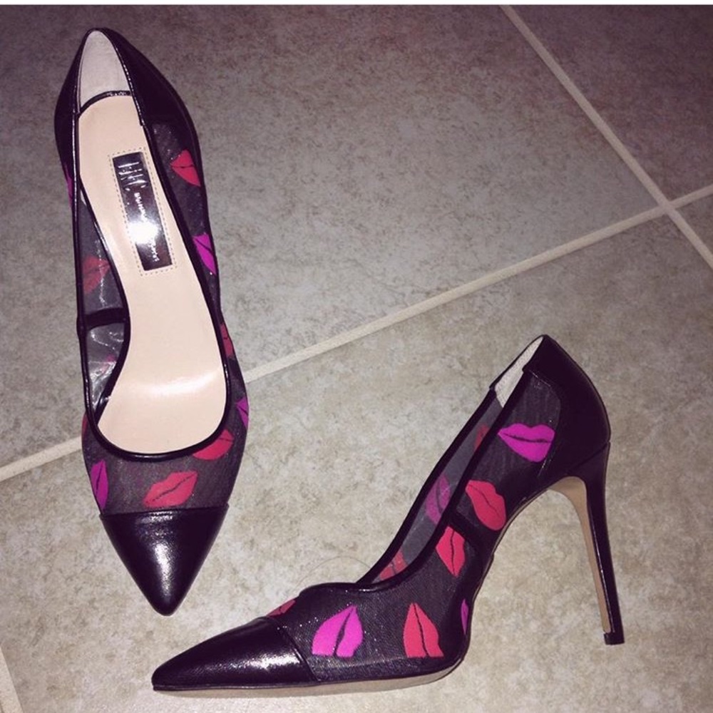 INC lip heels